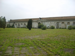 cimitero 366 fosse napoli